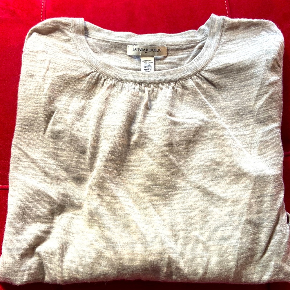 GUC lightweight Banana Republic sweater